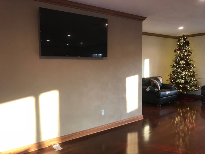 wall mounted tv